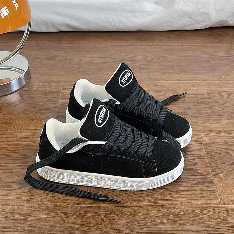 Couple's Sneakers 2025 Autumn  - Women'S Fashion Trends Autumn 2025 review and price